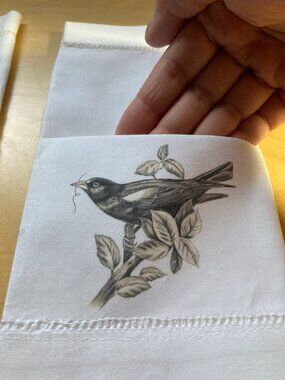 NEW 2x Linen Serviettes with Bird Design